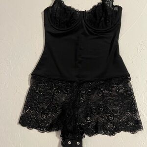 Elegant Black Lace Shapewear Bodysuit